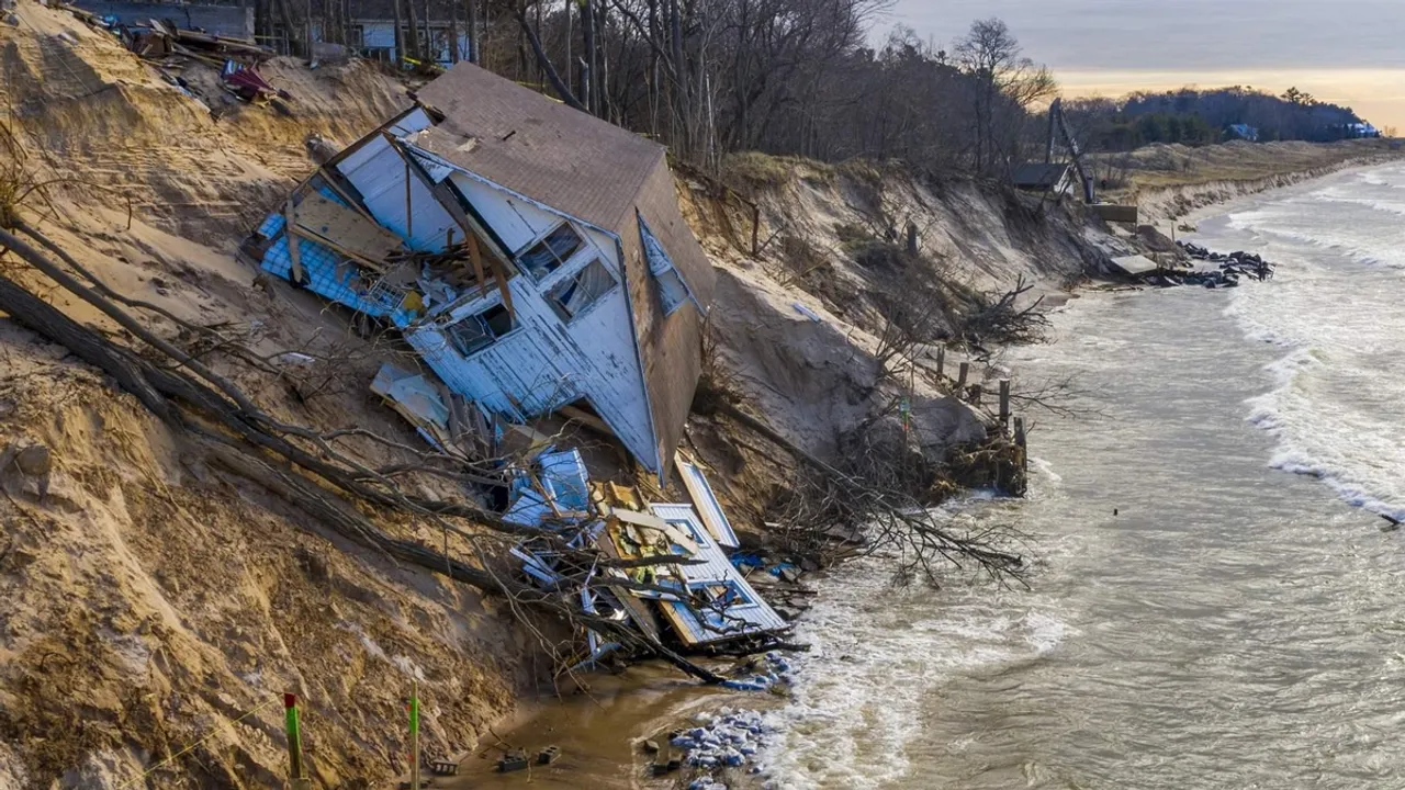 The Great Lakes: Navigating Environmental Threats from Past to Future