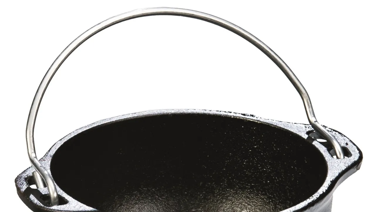 Iron Kettle Commissary A Culinary Pivot in a Historic Comber Building