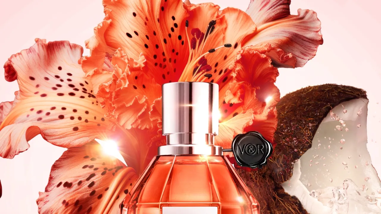 Emily Ratajkowski The New Face of Viktor&Rolf's Flowerbomb Tiger Lily