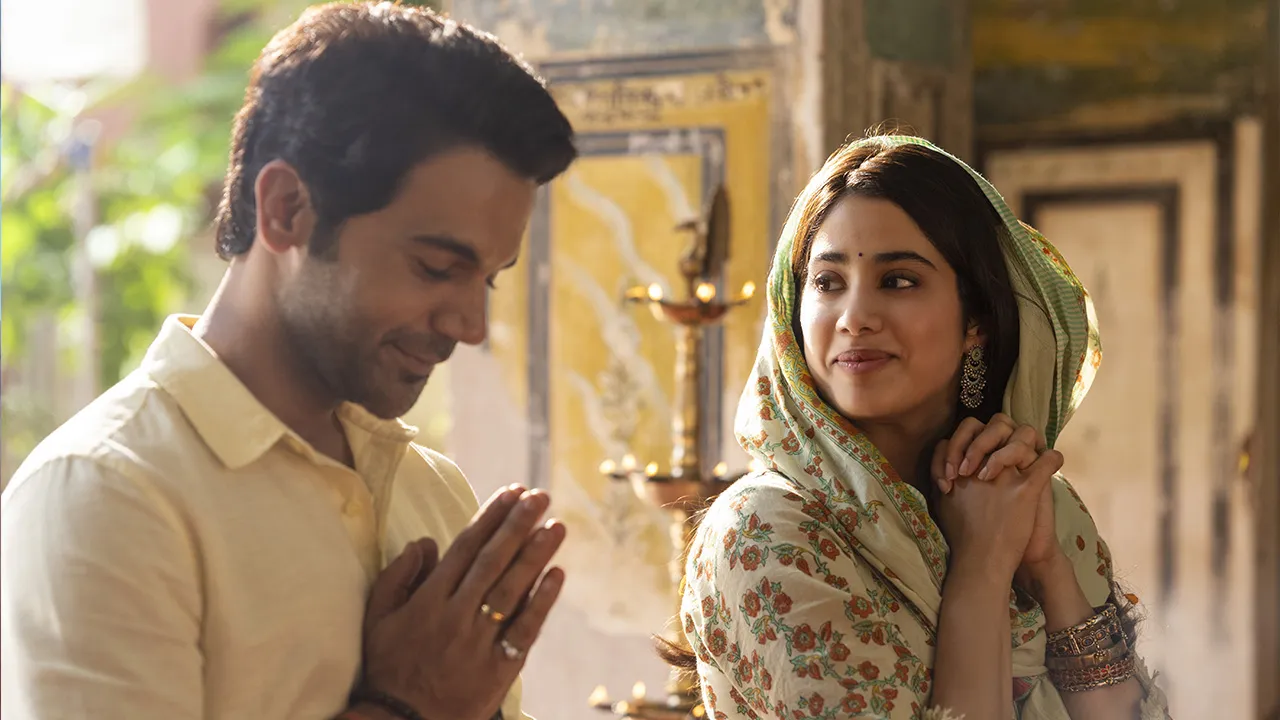 Unveil song 'Dekhha Tenu' in Mumbai