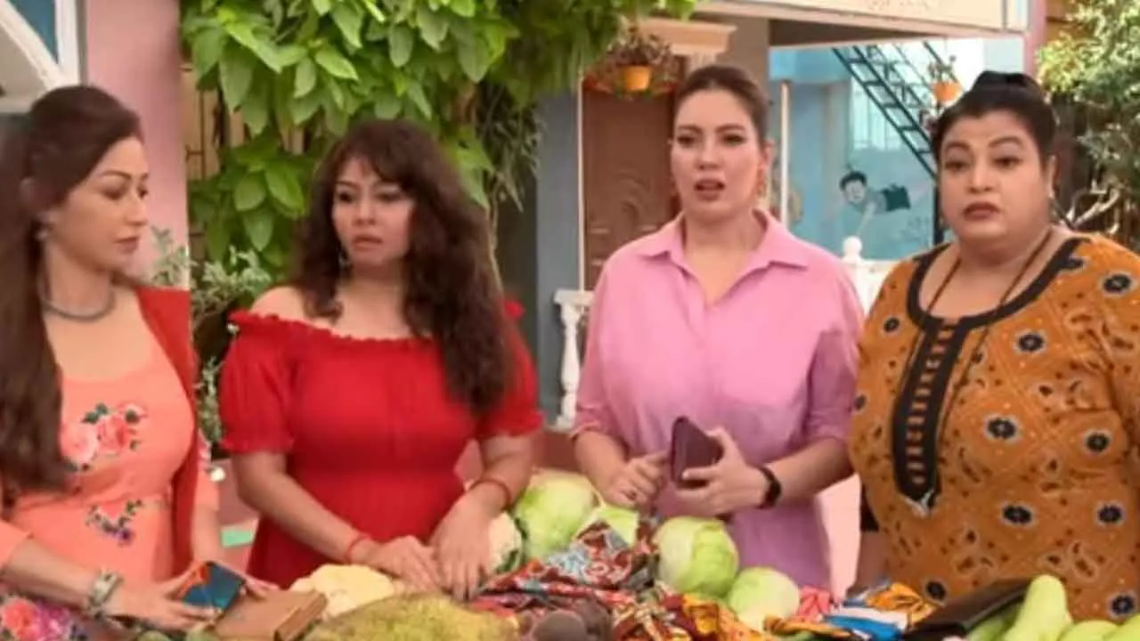 01 Sneak Peek of Tonight’s Episode: Bhide’s ‘fruit’ful surprise turns into a shock!
