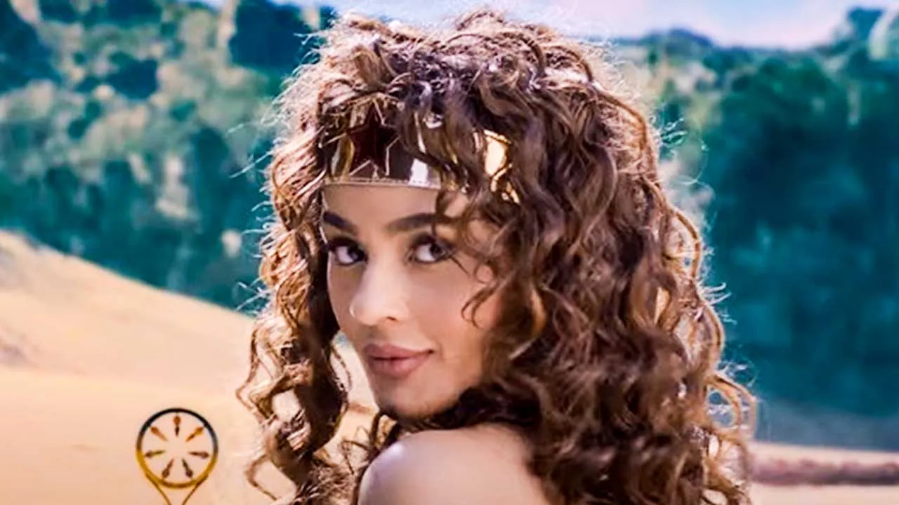 Seerat Kapoor Radiates Elegance and Charm In The Character of Hamslekha for Save the Tigers 2 Series with Hotstar Special.jpg