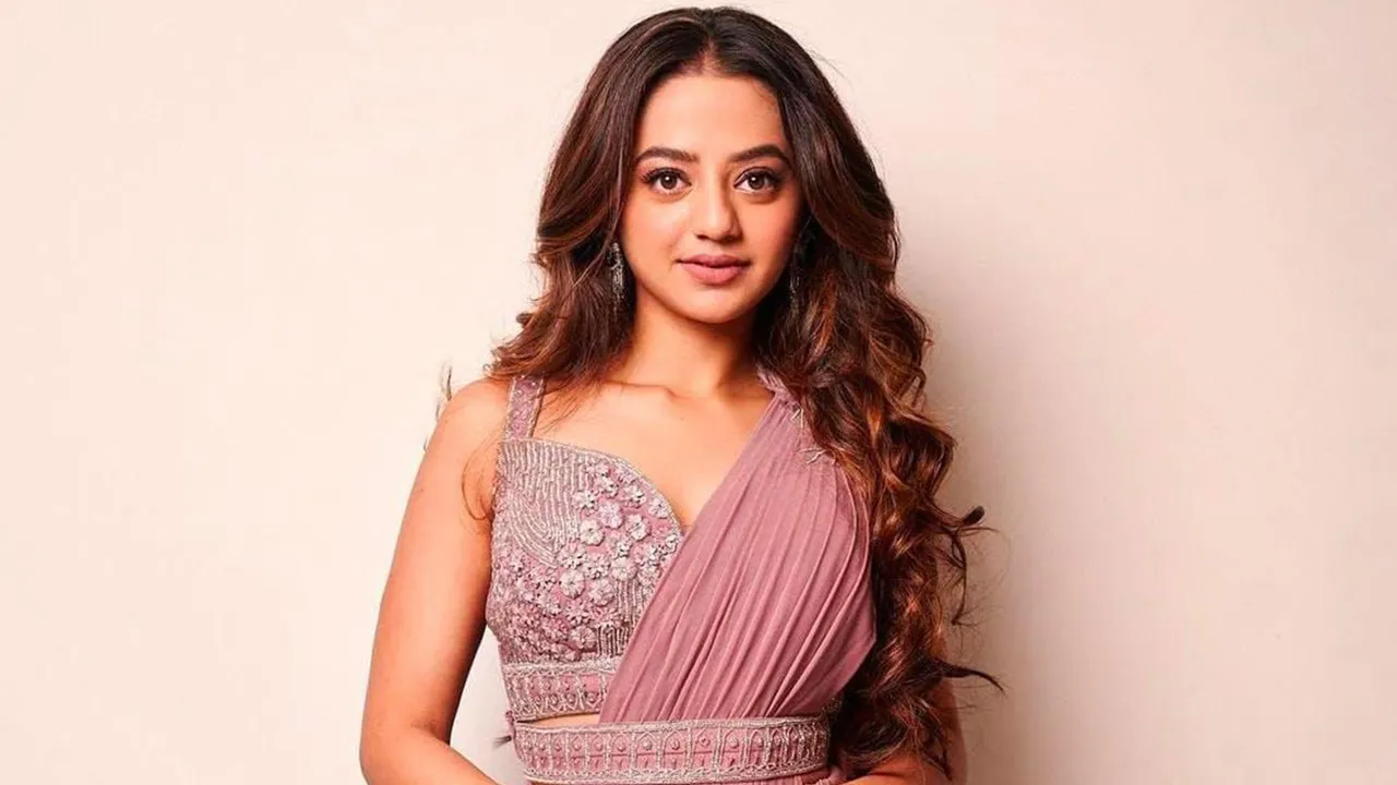 Helly Shah's Heartfelt Tribute: Styling Her Grandmother's Saree