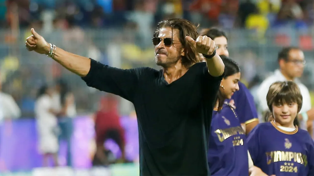 Shahrukh Khan the King of Bollywood is a king of cricket too!