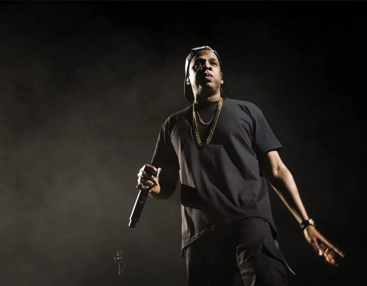 JAY-Z IS BACK AND HOW!