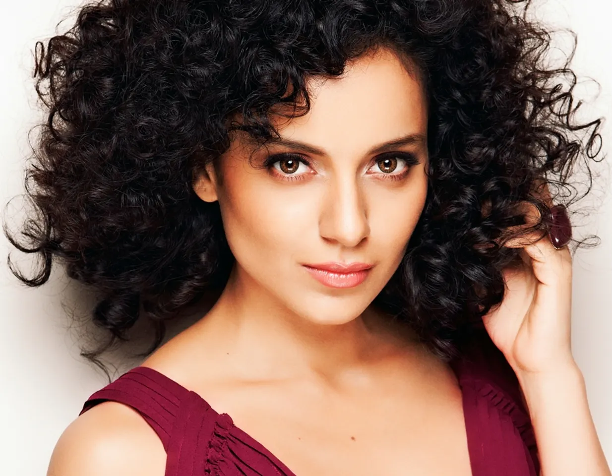 KANGANA RANAUT'S RESPONSE TO THE NEPOTISM DEBATE WILL BLOW YOUR MIND