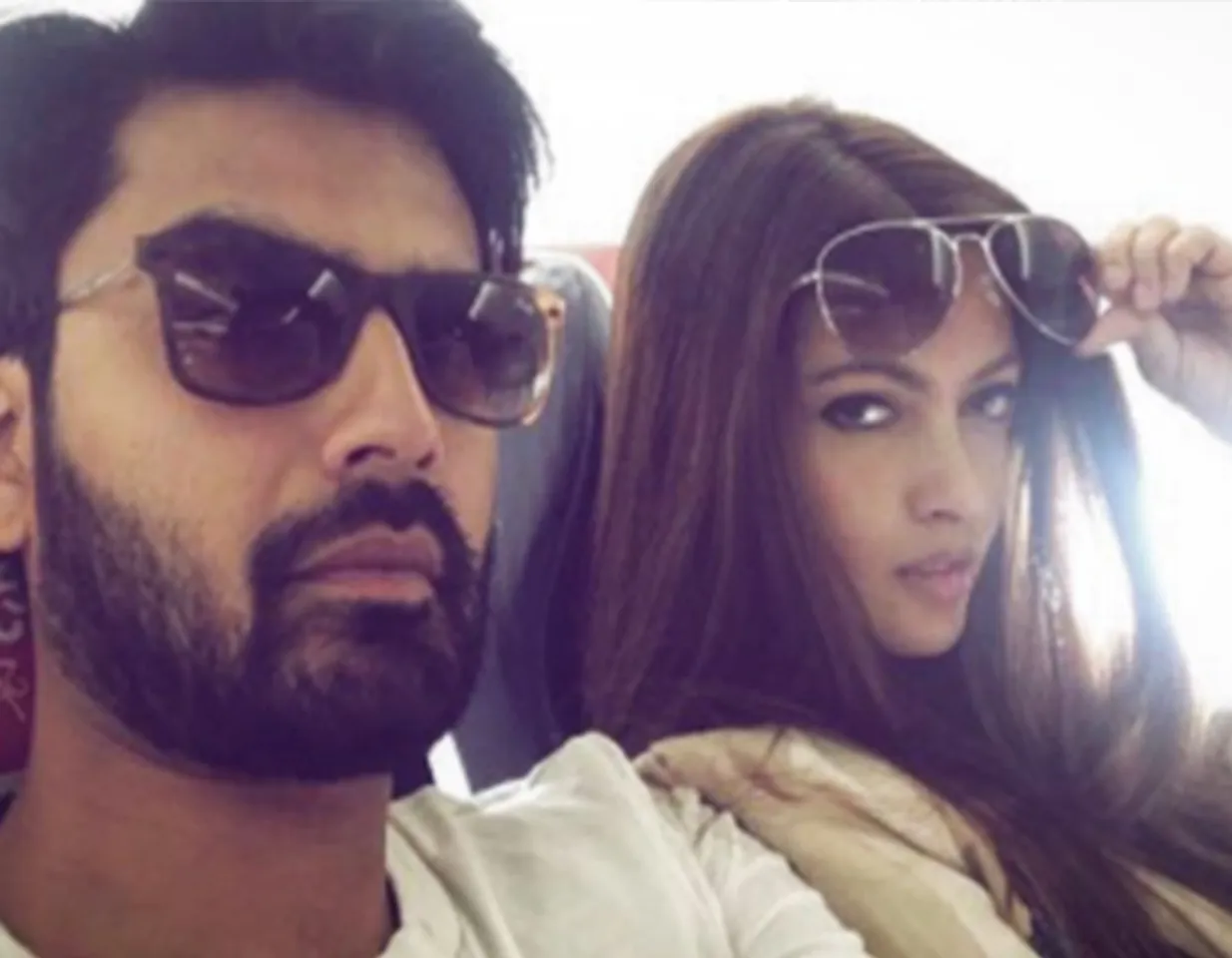 WHO IS THE MYSTERY MAN RIYA SEN MARRIED?