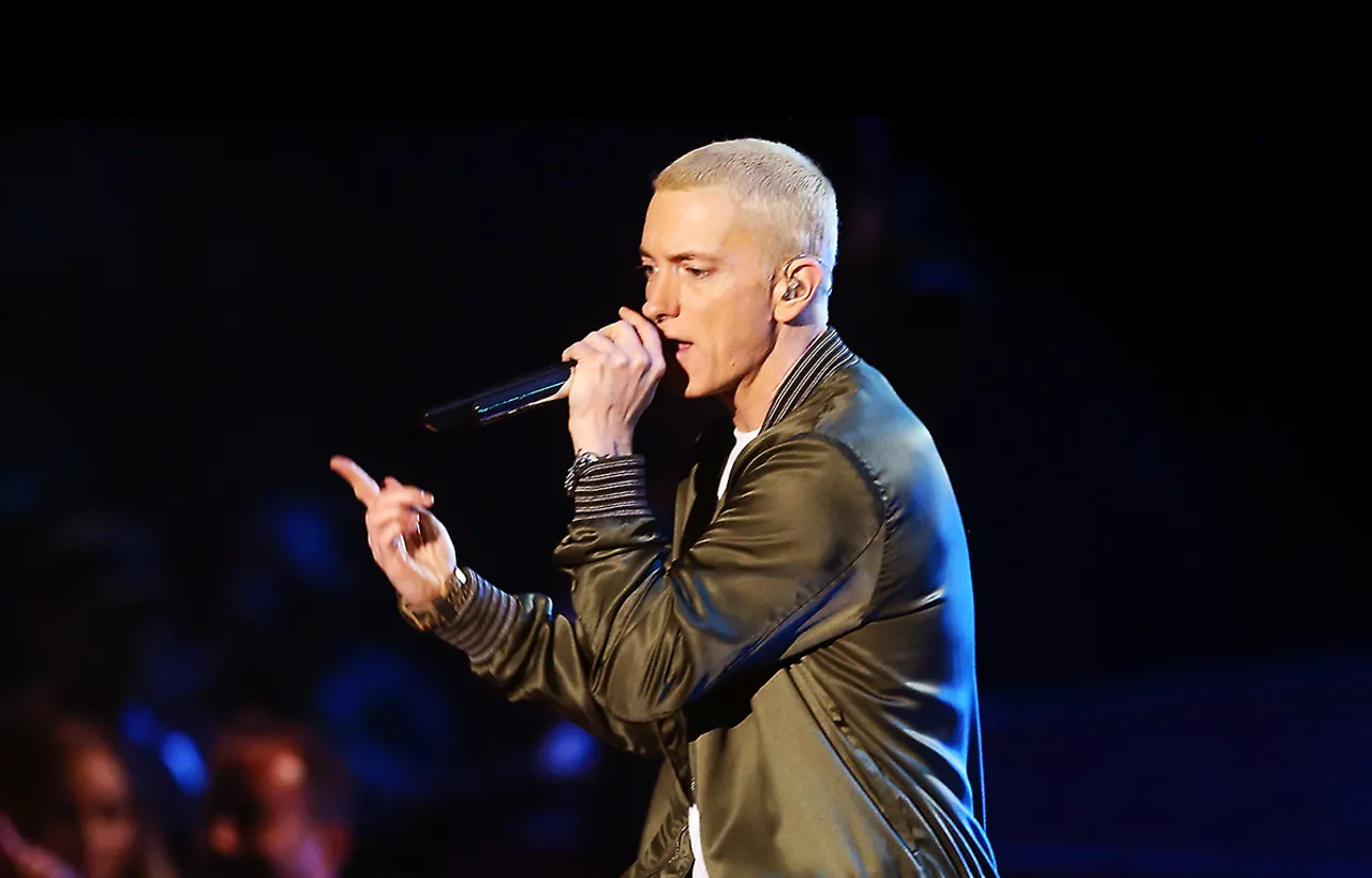 EMINEM'S NEW ALBUM BECOMES A MYSTERY FOR FANS!