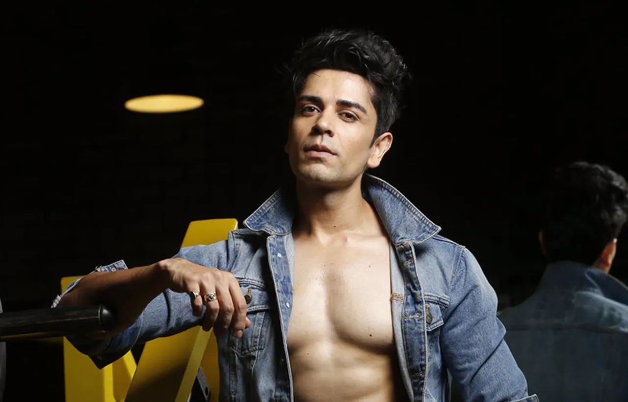 POPULAR TV ACTOR PIYUSH SAHDEV ACCUSED OF RAPE CHARGES