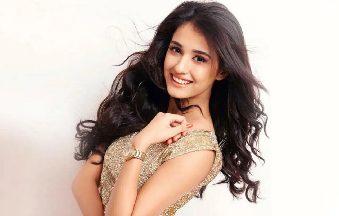 THESE 9 PICTURES WILL PROVE WHY DISHA PATANI IS THE GOLDEN BAE OF BOLLYWOOD