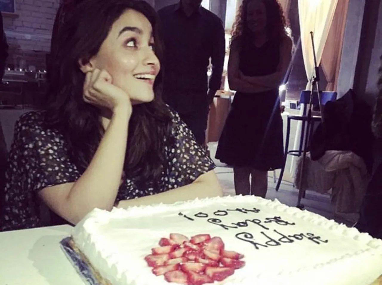 Alia Bhatt Celebrates 25th Birthday With Ayan Mukerji And Neetu Kapoor