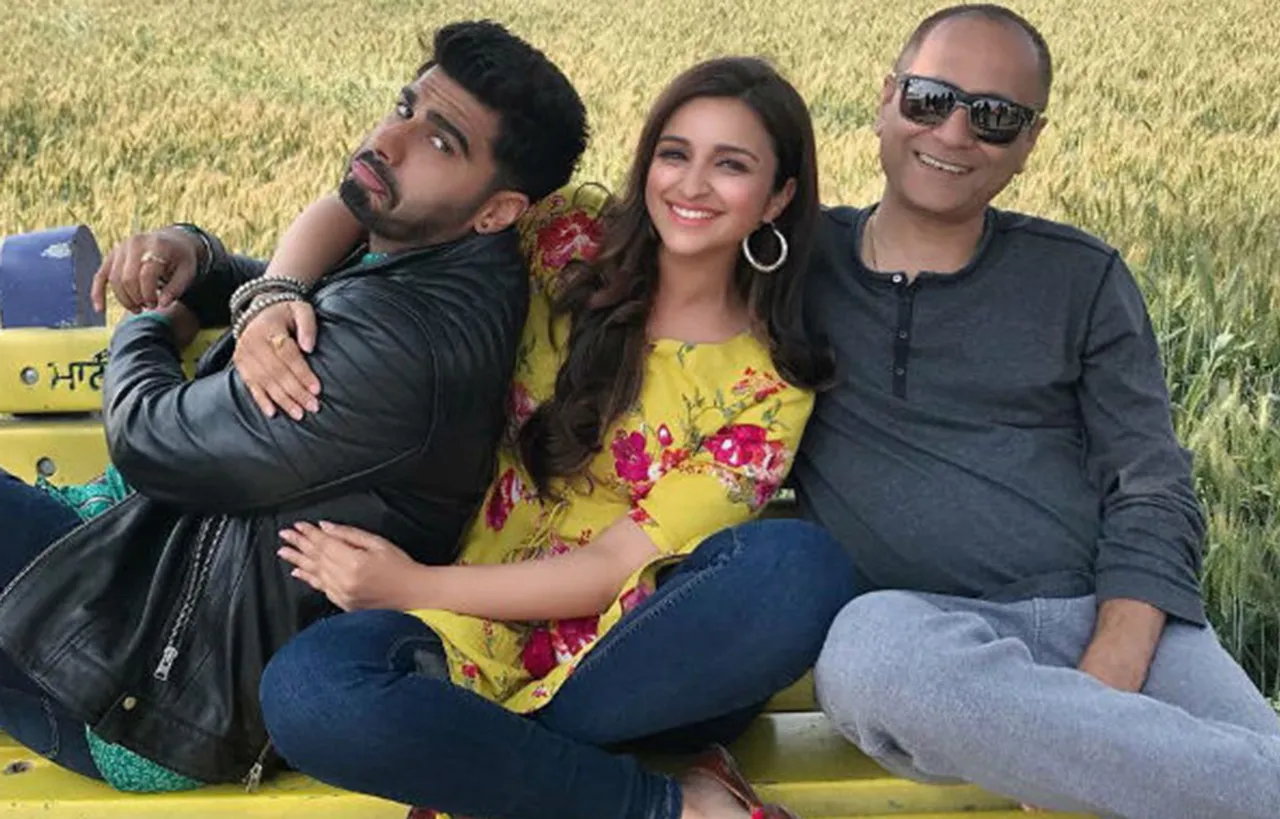 PARINEETI CHOPRA POSES WITH ARJUN KAPOOR IN THE FIELDS OF PUNJAB FOR NAMASTEY ENGLAND