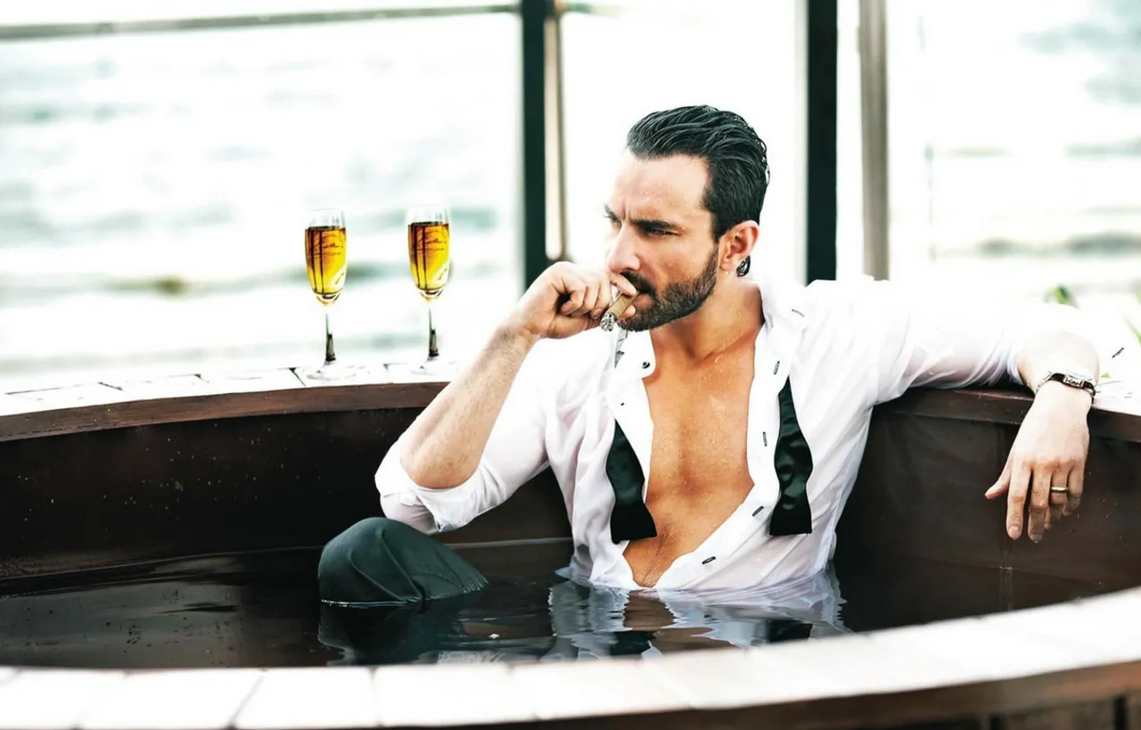 WATCH HOW SAIF ALI KHAN LASHES OUT AT DRIVER