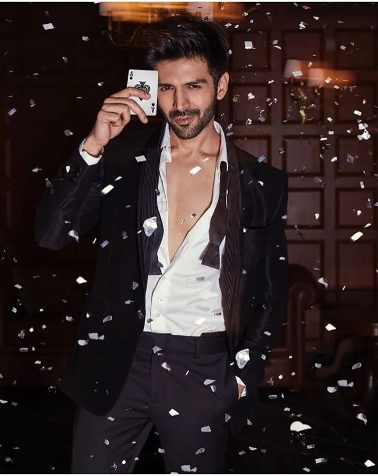 Kartik Aaryan Roped In To Endorse Emami Fair and Handsome!