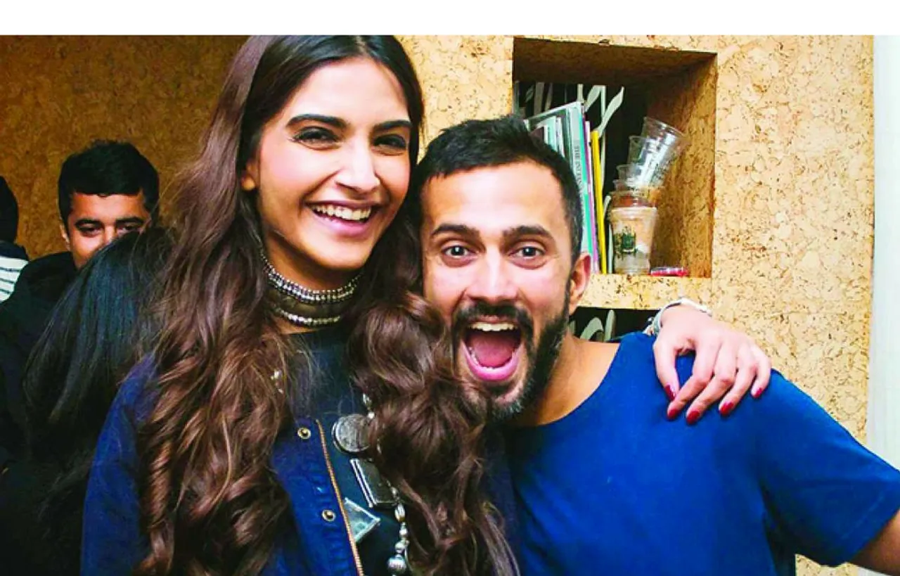 SONAM KAPOOR HAS A SPECIAL GIFT FOR TO-BE-HUSBAND ANAND AHUJA