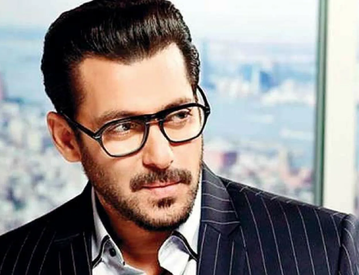 Film Trade Analyst Akshaye Rathi Forecasts; Race 3 to touch 100 Crore Mark In First Week