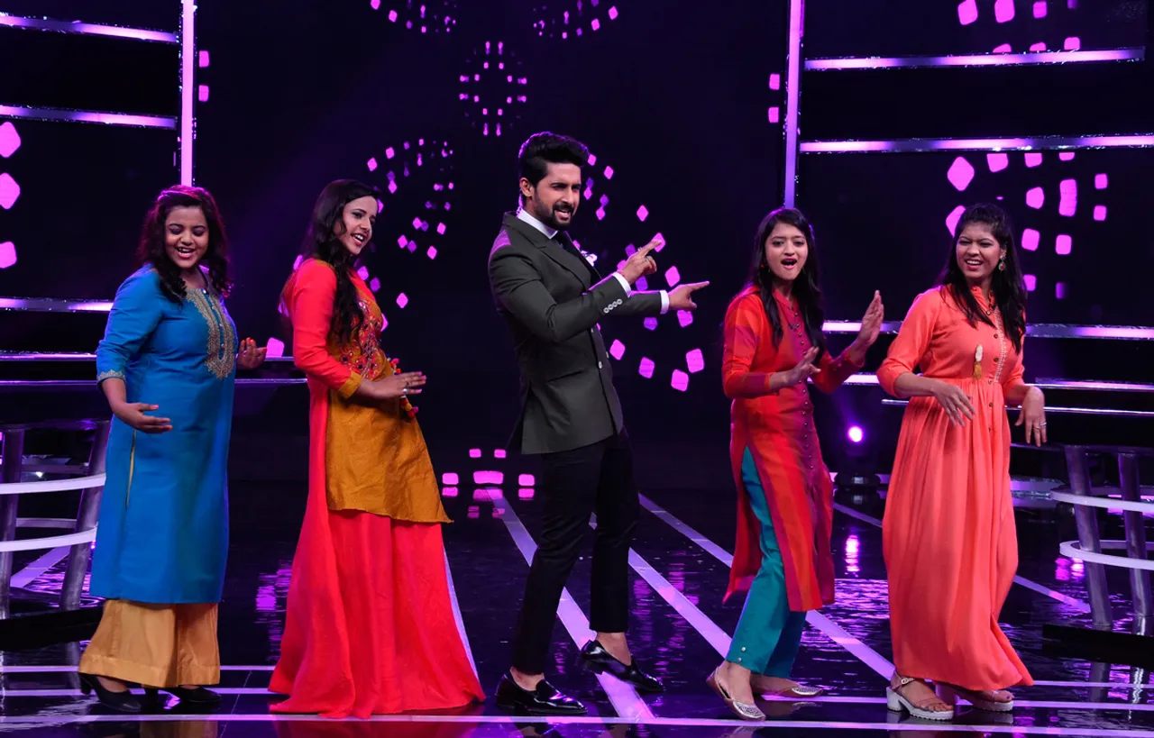RAVI DUBEY SHOWS HIS SUPPORT FOR WOMEN ON ‘SABSE SMART KAUN?’