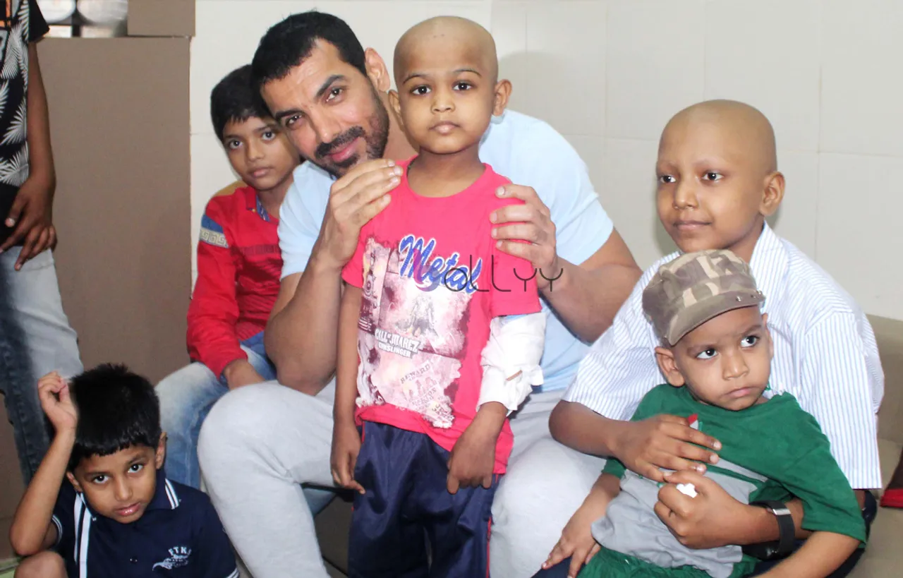 John Abraham visited Bai Jerbai Wadia Hospital and celebrated Independence day