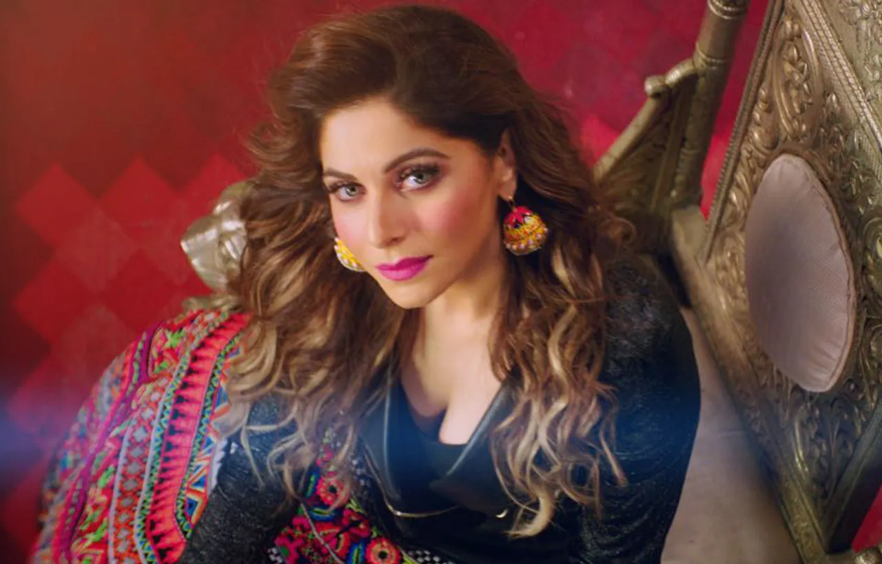 Kanika Kapoor The Quirky "Cheater Mohan"