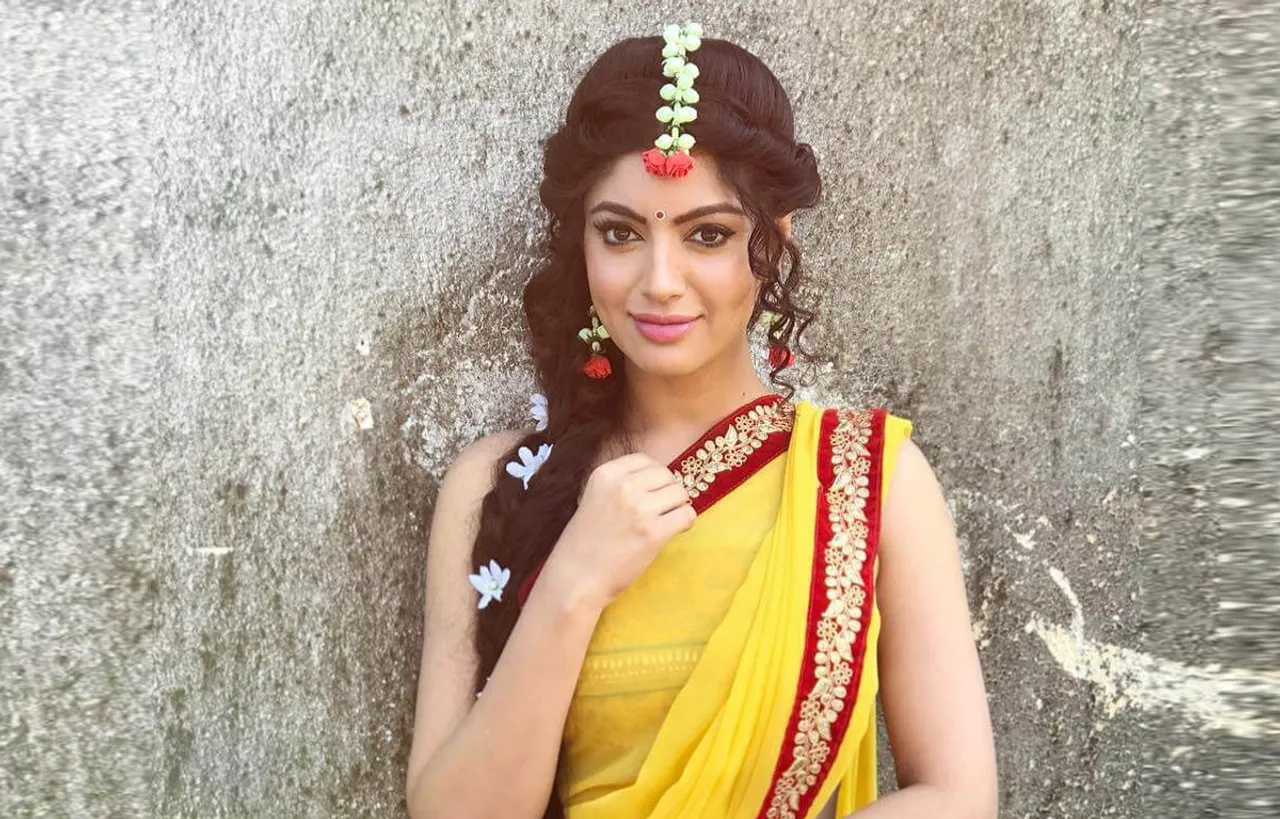 Akanksha Puri Shoots For 48 Hours Nonstop For Vighnaharta Ganesh