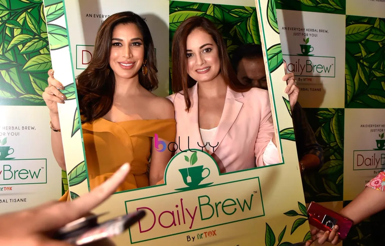 Dia Mirza Launches Sophie Choudry’s New Herbal Tea!
