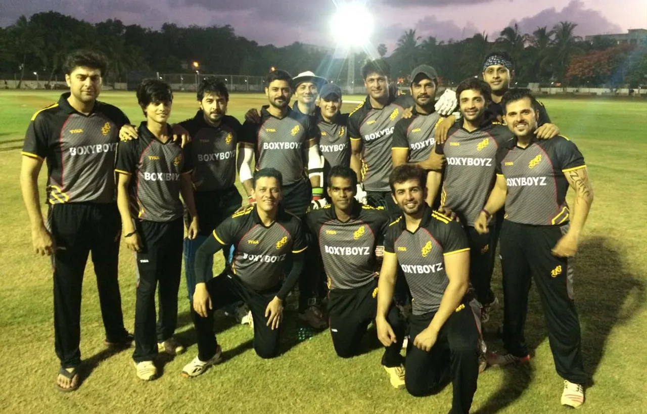 Dilip Agrawal Hosts An “Actor’s Cricket Bash”
