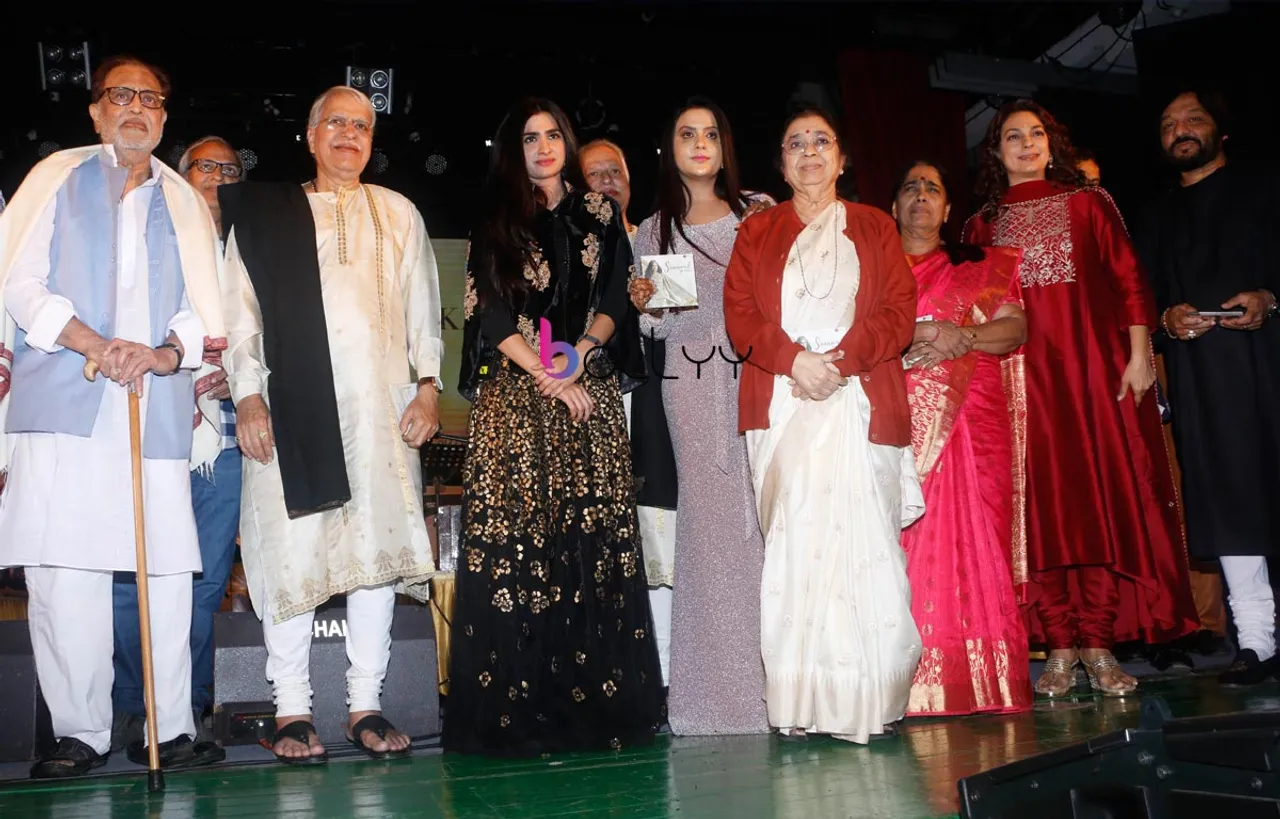 Legendary Lata Mangeshkar Presents Versatile Singer-Composer-Performer Reewa Rathod  At Reewa’s Concert And Single Launch
