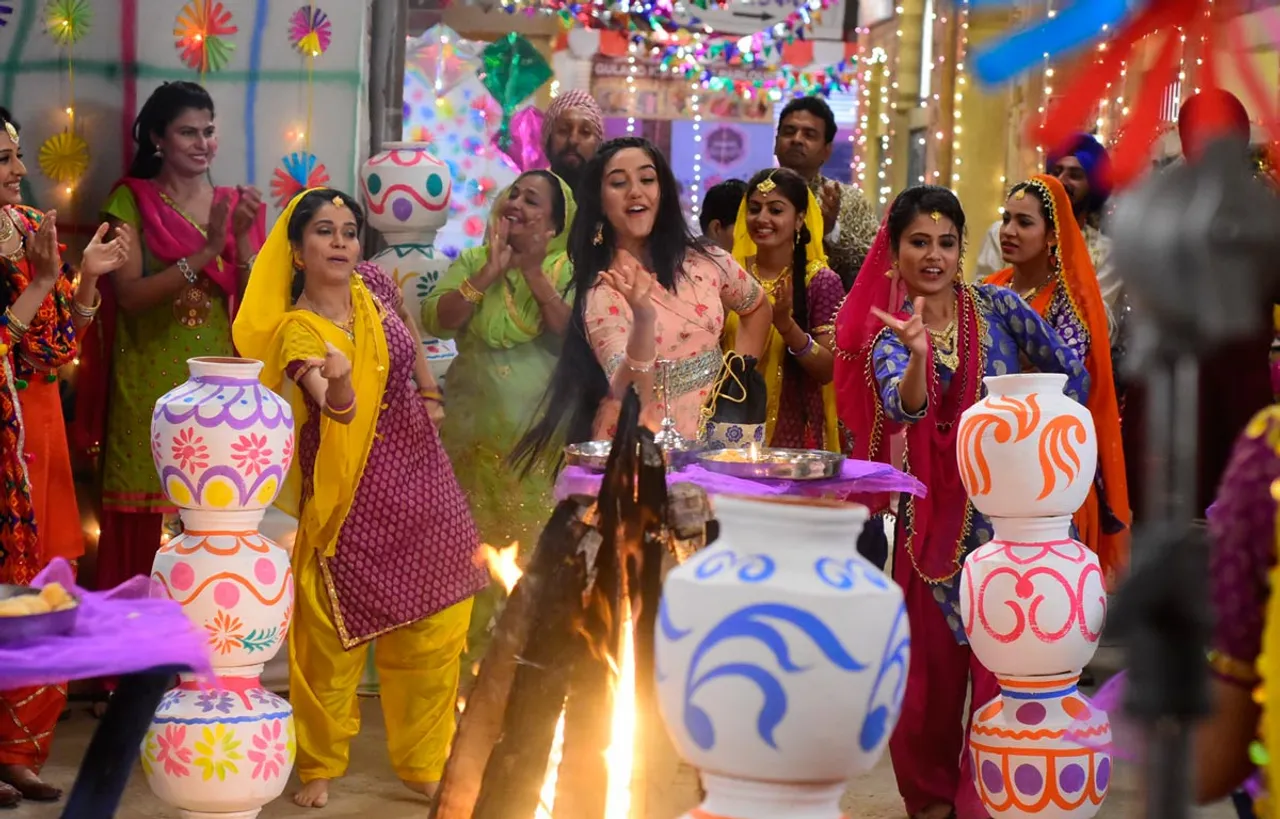 Ashnoor Kaur A.K.A Mini Gives Suggestion To Perform The Lohri Rituals The Punjabi Way