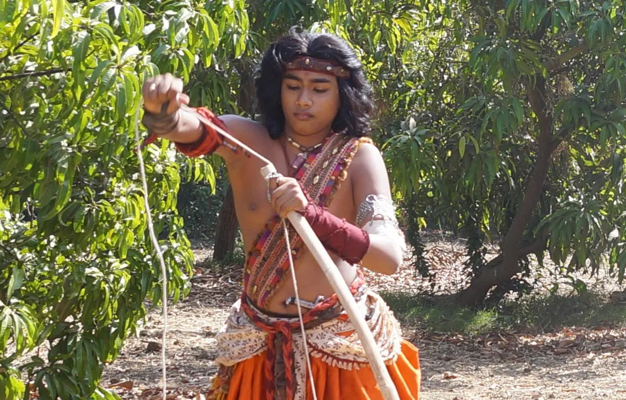 Kartikey Learns Archery In Real Life To Prepare For His Role In Chandragupta Maurya