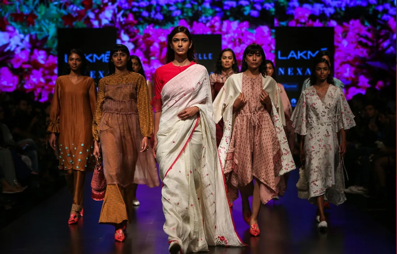 Jajaabor, Kanelle And Mohammed Mazhar Opened Day Four At Lakmé Fashion Week Summer/Resort 2019