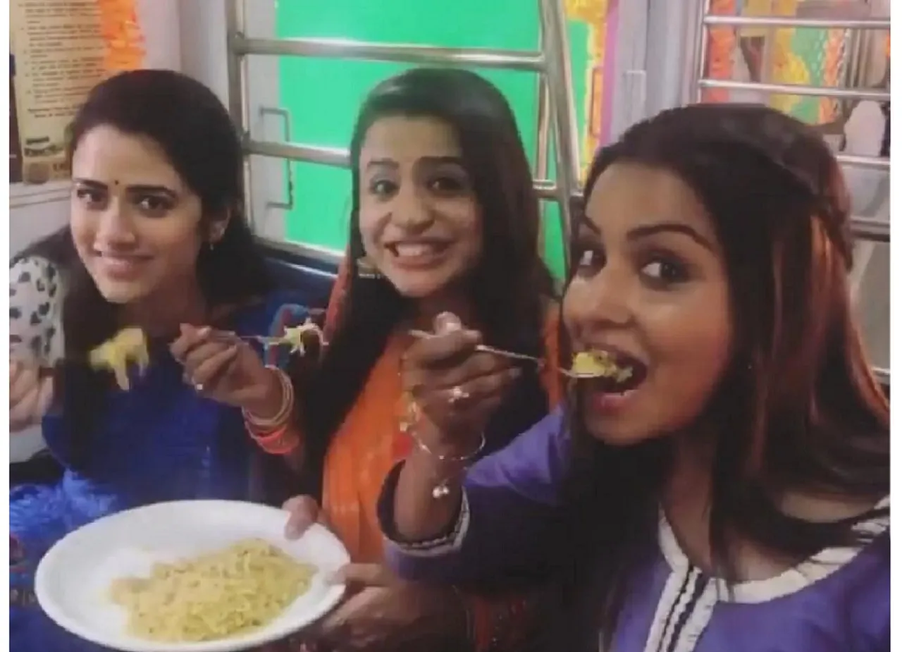 Maggi party on the sets of ladies special