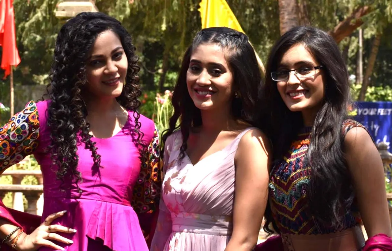 Shivangi-joshi_Rhea-Sharma