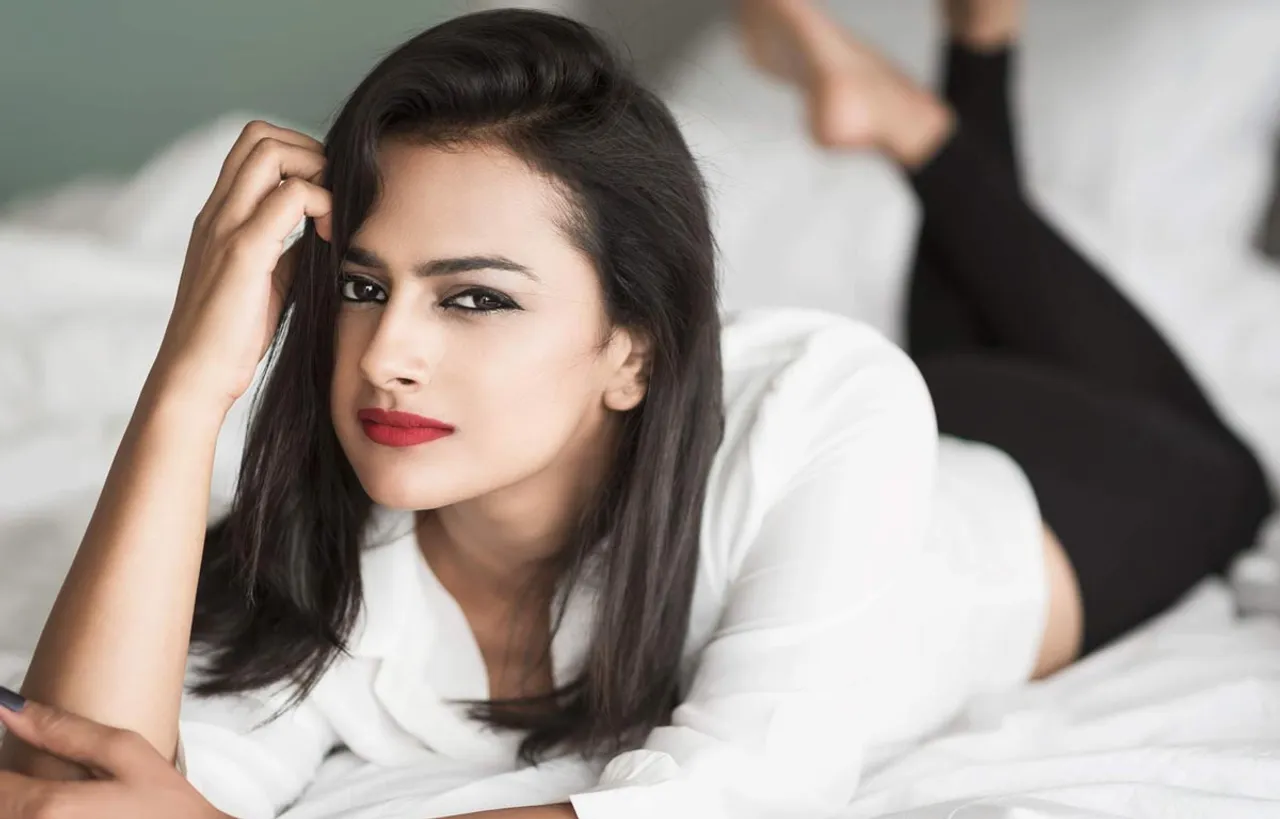 Shraddha Srinath This Southern Siren Turns To Bollywood