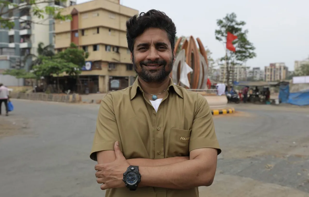 Chandan Roy Sanyal Plays Professor And An Undercover Rickshawala In Hawa Badle Hassu