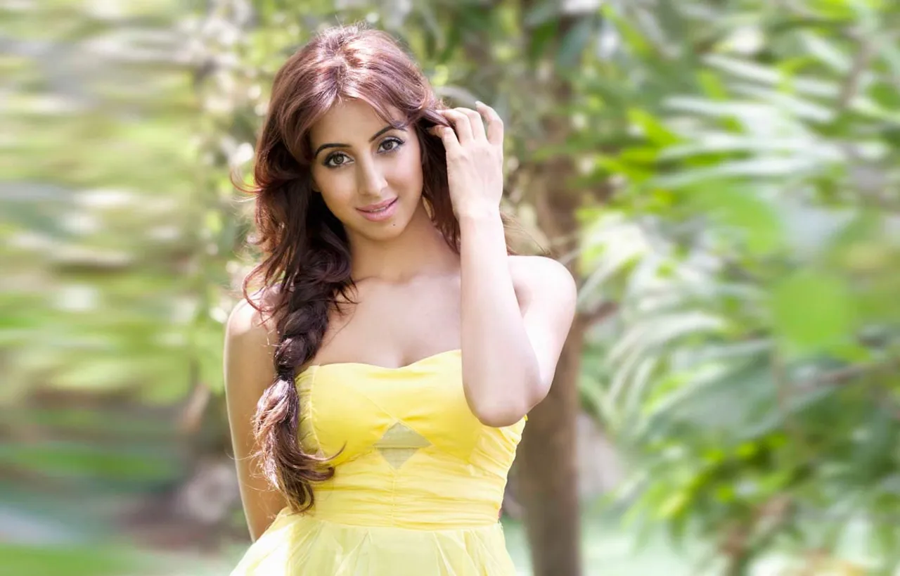 Sanjjanaa-Is-Making-Inroads-In-Tamil-Cinema-After-Establishing-Herself-In-Telugu-&-Kannada