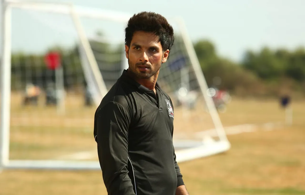 Shahid-Kapoor-Had-To-Clean-The-Negativity-Around-Him-Before-Going-Home-After-The-Shoot