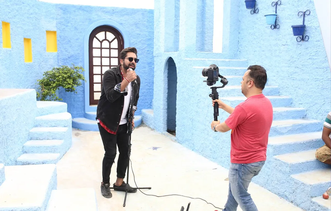 Luv Isrrani Shoots A Music Video With Akhil Sachdeva
