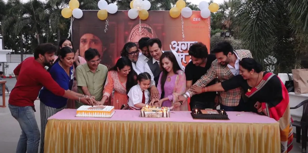 'Aggar Tum Na Hote' clocks 100 episodes, cast joins in for the celebration