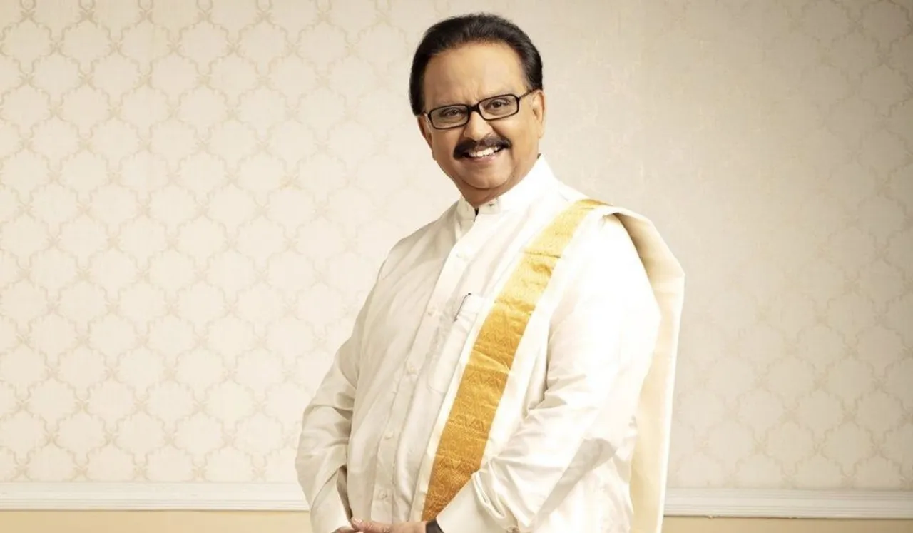 “SINGING IS AN ART WHICH TRANSCENDS LANGUAGE AND HENCE THERE IS NO NORTH-SOUTH DIVIDE AS FAR AS I AM CONCERNED ''. The “Tere Mere Beech Mein” Man and the Singing Computer S.P. BALASUBRAMANIAM tells JYOTHI VENKATESH 40 years ago