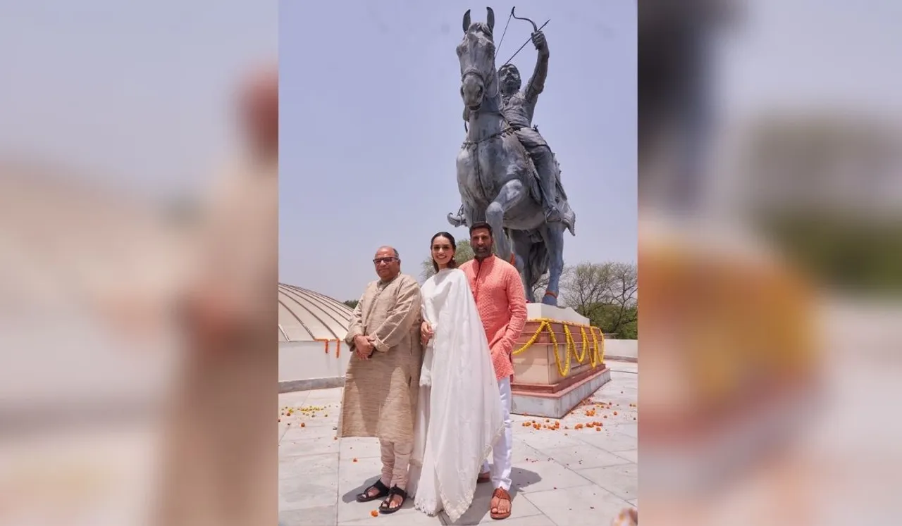 Akshay Kumar and team Samrat Prithviraj honour India’s last Hindu king at his fort, Rai Pithora in New Delhi!.. BY Rakesh Dave