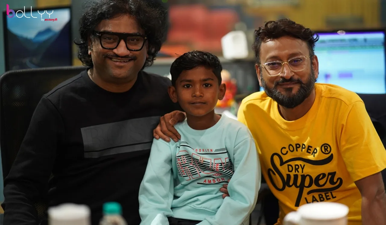 Eminent Music director Ajay-Atul gives an opportunity to sing in Maharashtra Shahir to Class-6 boy Jayesh Khare who shot to fame with his youtube song from Chandramukhi