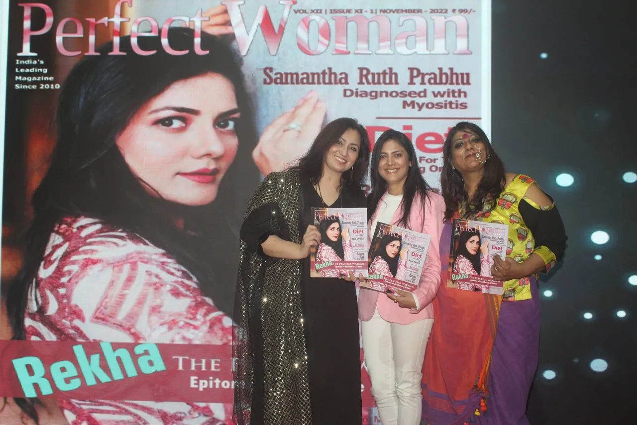 Editor of Perfect Woman Khooshi Gurubhai Thakkar, Rekha Nahar and Dr Anusha Srinivasan Iyer at the 7th Perfect Woman Perfect Achiever Award 2022