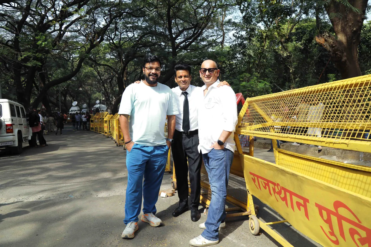 Manoj Bajpayee, Vinod Bhanushali & Apoorv Singh (2)