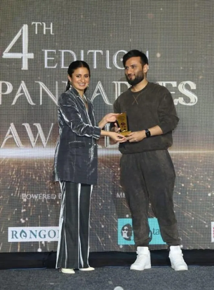 Superstar Amitabh Bachchan “congratulates”  Sr. Film Journalist Chaitanya Padukone for his  Expandables Award-2023 - Chaitanya  Padukone