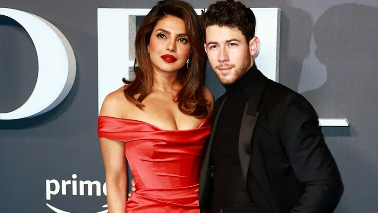 The Sizzling Red hot fairy Priyanka Chopra Jonas (3)