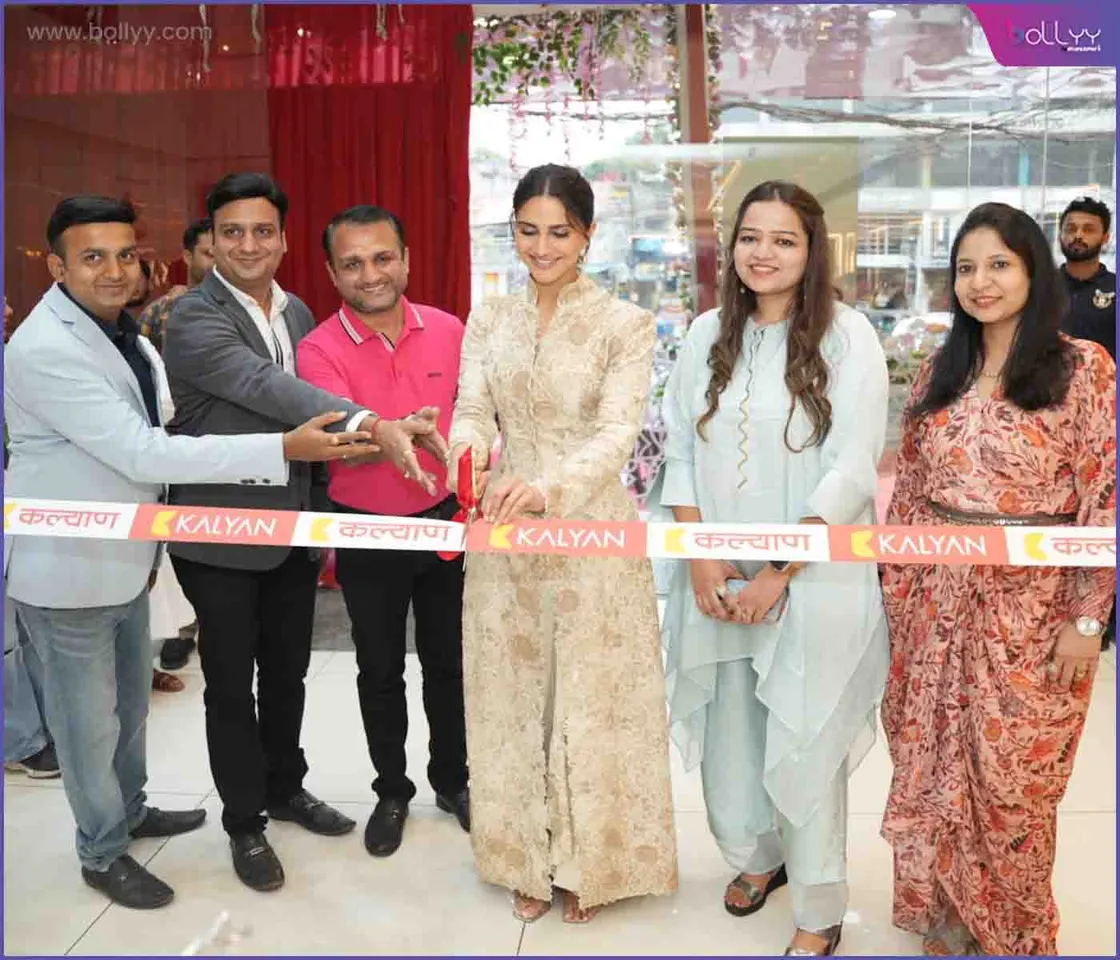Actor Vaani Kapoor inaugurated Kalyan Jewellers showroom in Bilaspur
