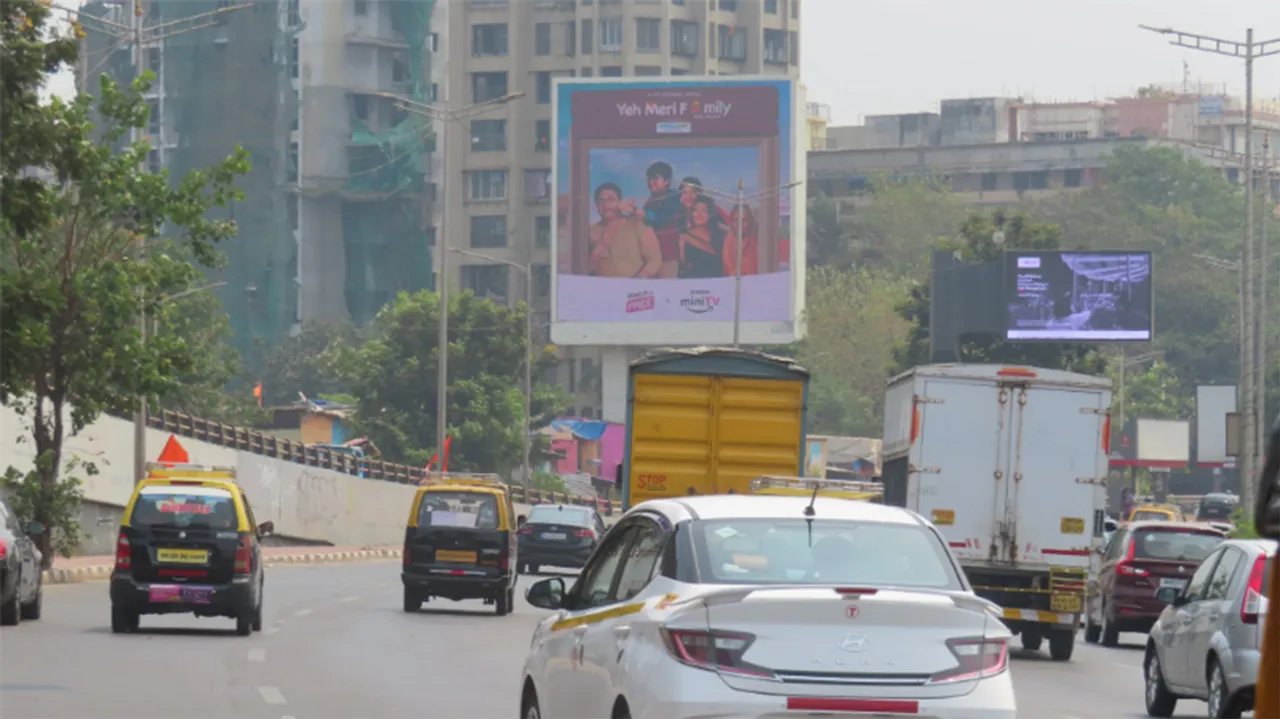 Amazon miniTV deploys OOH to generate UGC around Yeh Meri Family S3