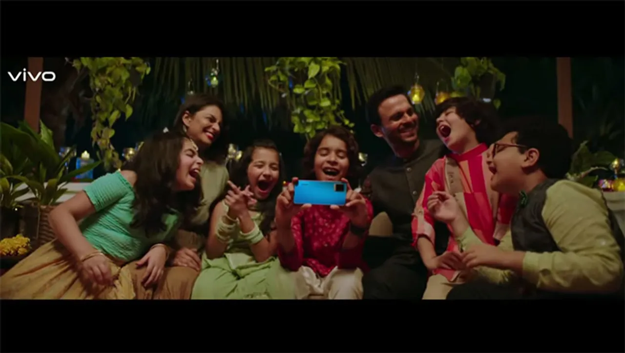Going a little extra mile can bring a smile on someone's face, says vivo in new Diwali film