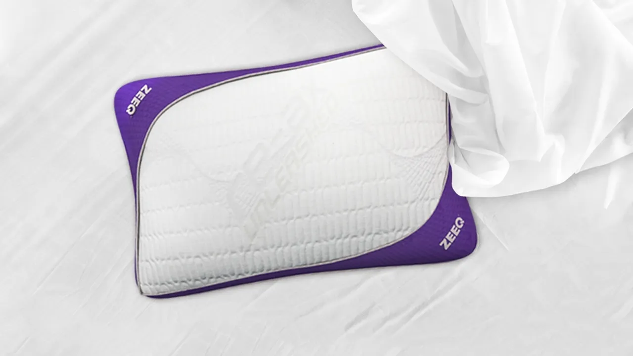 CIOL Zeeq smart pillow: plays music, analyzes sleep, stops your snoring and wakes up too