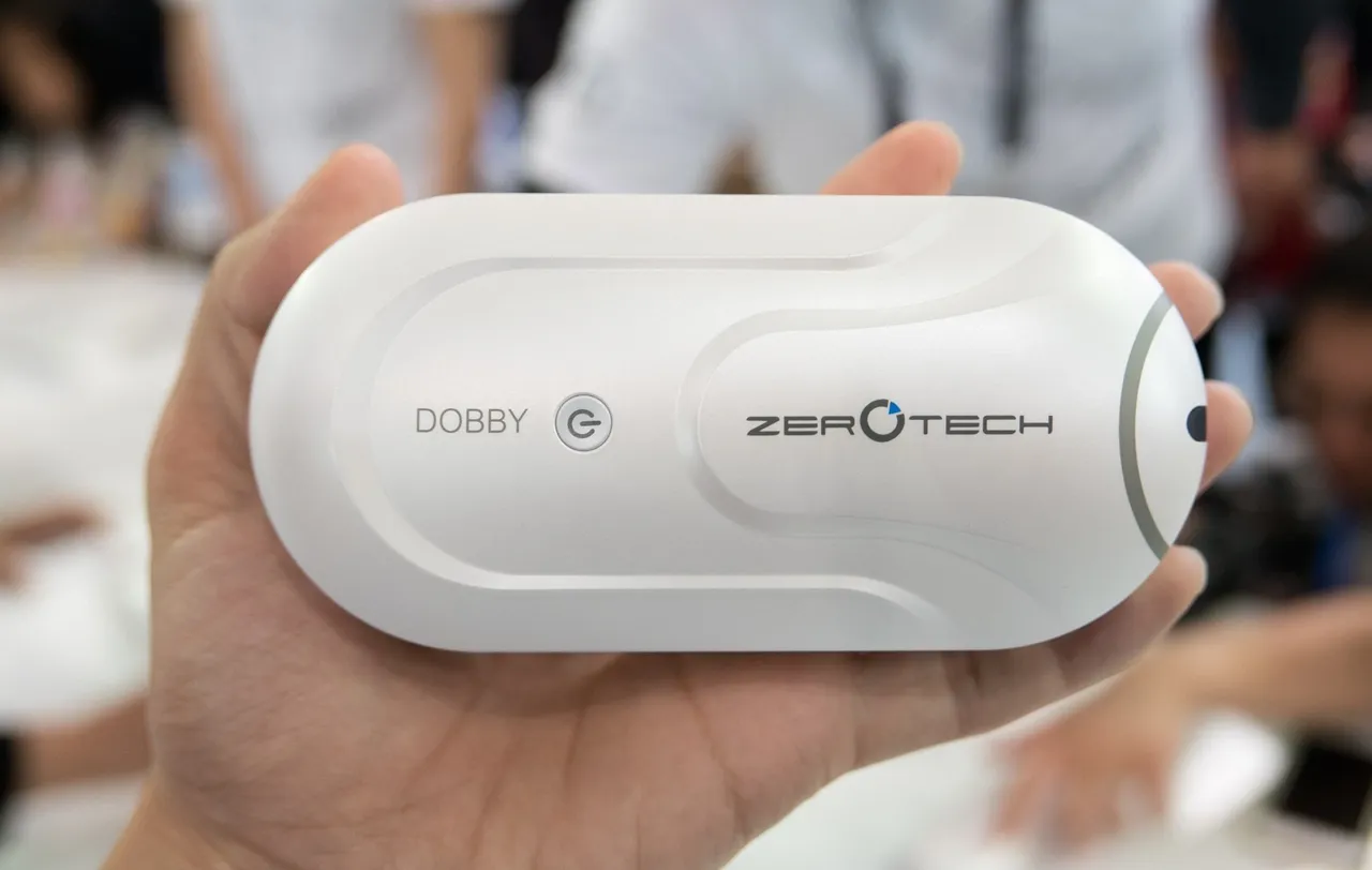 CIOL Dobby- A pocket sized drone to click selfies